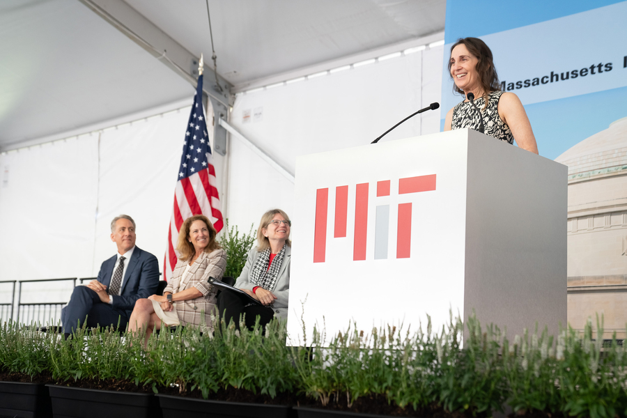 A Warm Welcome To The Class Of 2027 | MIT News | Massachusetts ...