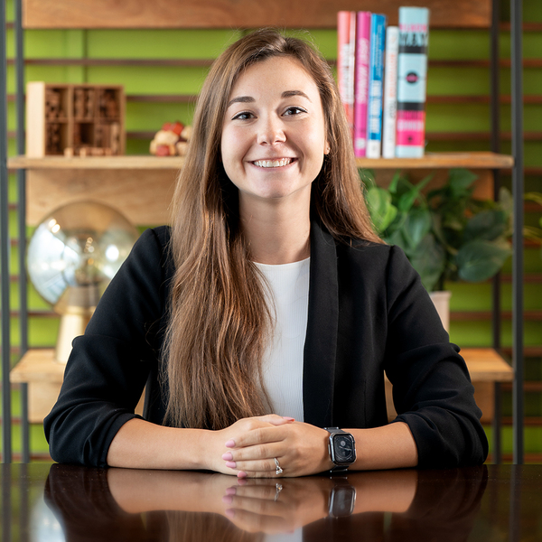 Madison Myers headshot