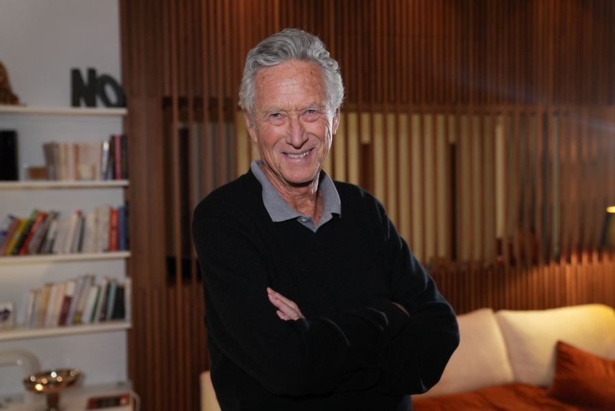 Indoor portrait photo of Olivier Blanchard