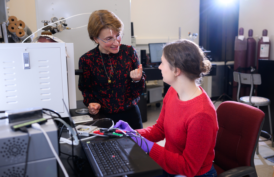 An MIT graduate student and her advisor discuss the student’s electrochemical experimentation in her lab on the MIT campus.