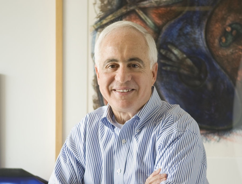 headshot of Robert Cohen