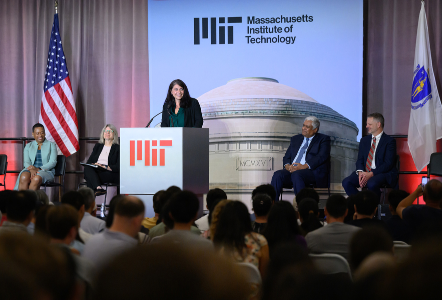 Professor Desirée Plata addressing the audience
