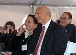 Barbara and Jeffry Picower enjoy ceremonies at the groundbreaking ceremony for the Picower Center for Learning and Memory.