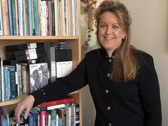 Poet and essayist Ann Snodgrass of MIT's Program in Writing and Humanistic Studies has received a fellowship to support her translation work on the poems of Vittorio Sereni, a postwar Italian poet.