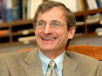 Professor Richard R. Schrock relaxes following a press conference at MIT held after he learned he won the 2005 Nobel Prize in chemistry.