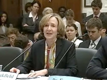 Susan Hockfield testifies before the House Select Committee on Energy Independence and Global Warming on the need to boost energy research funding.