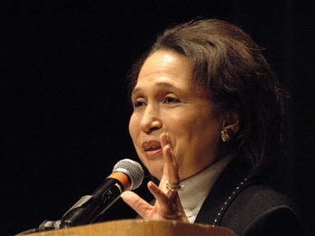 Former Secretary, United States Department of Labor Alexis M. Herman gave the keynote address at the Diversity Leadership Congress convened by President Susan Hockfield at the Back Bay Events Center on Tuesday, Nov. 18, 2008.