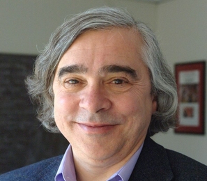 MIT Energy Initiative Director Ernest Moniz