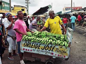 Plantain vendors in the Bazurto market, which spills onto the streets of Cartagena, Colombia.
