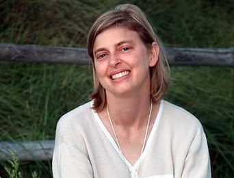 Anne Mayes ’86, former materials science professor