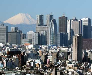 The skyline of Tokyo, Japan. At Wednesday's Starr Forum, Associate Professor of Political Science Kenneth Oye gave his first-hand account of being in the city during Friday's earthquake.