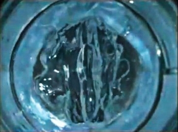 Researchers at MIT and MGH have developed a polymer gel that mimics the vibrations of human vocal cords.