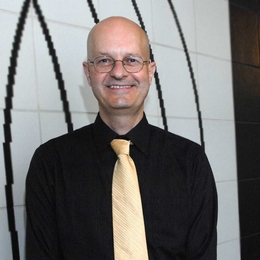 Leonard Guarente, the Novartis Professor of Biology