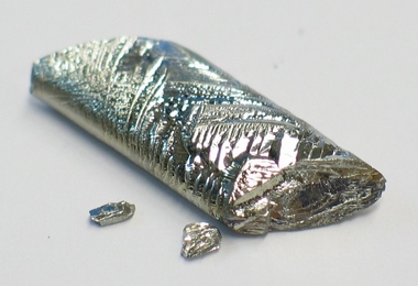 An image of an ultra pure tellurium crystal.