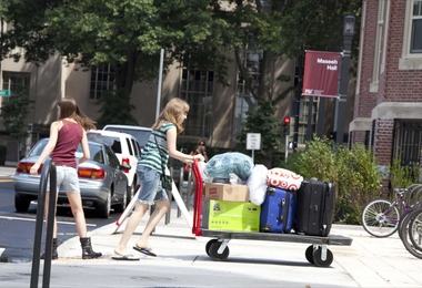 Students move into the dorms during Orientation last year. A new report calls for improvements to MIT’s Orientation program, as well as Residential Exploration (REX)