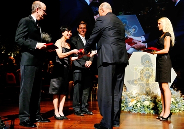 On Sept. 4, King Harald of Norway presented awards to the winners of the Kavli Prize in astrophysics, from left, David Jewitt, MIT Lincoln Laboratory's Jane Luu and Michael Edwards Brown.