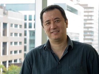 Matthew Wilson, the Sherman Fairchild Professor of Neuroscience and a member of the Picower Institute for Learning and Memory at MIT.