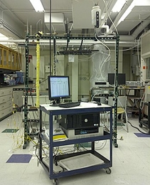 The MIT team&#39;s experimental setup is pictured above.