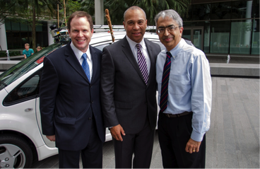 (From left) SMART Executive Director John Desforge, Gov. Deval Patrick, and SMART Centre Director Rohan Abeyaratne. 