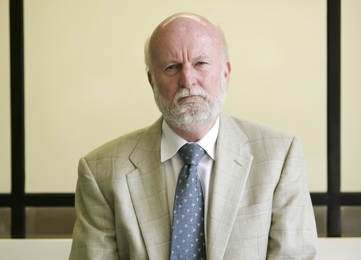 MIT physics professor John Belcher