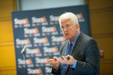 Robert Metcalfe '68 gave a talk during StartMIT.
