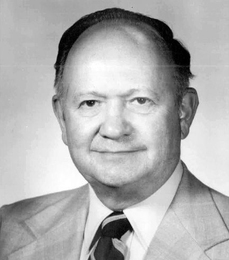 Captain Dean Horn was the director of MIT Sea Grant from 1976 to 1982.