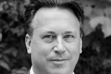 As the CEO and co-founder of E3G, a leading environmental think tank based in London, Nick Mabey SM ’93 is an influential player in the world of environmental policy. He describes his MIT education as “a well from which I have drawn directly over the course of my career.” 