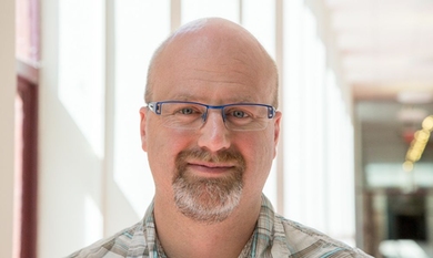 Eric Grunwald is a lecturer in MIT's English Language Studies Program and chair of the Isabelle de Courtivron Writing Prize. 