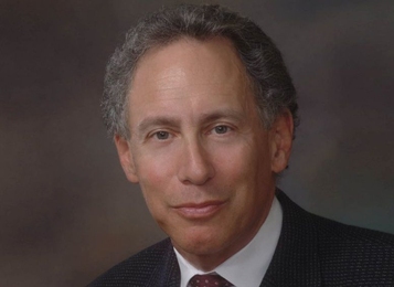 MIT Institute Professor Robert Langer