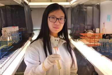 Biology major Rachel Shen sees what most of us can’t: the impurities in our water, the matrices of plant cells, and the invisible processes that cycle nutrients in the oceans.