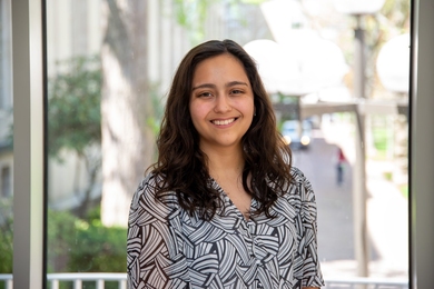 Maria Aguiar headshot