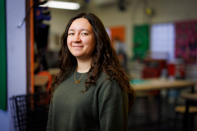 Portrait photo of Kik Hayano in a small MIT lab