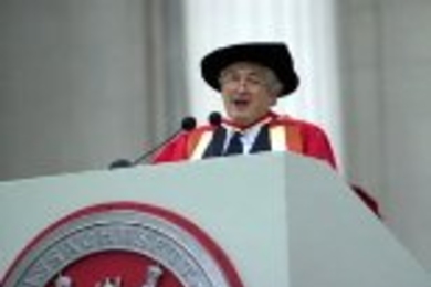 James Wolfensohn, president of the World Bank, giving the Commencement address.