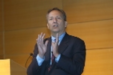 Harvard University president Larry Summers (S.B. 1975), spoke to students in Wong Auditorium about a variety of economic topics, including his years in Washington.