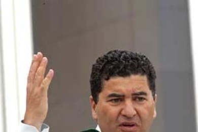 Elias A. Zerhouni, director of the National Institutes of Health, gives the MIT Commencement address on June 4, 2004.