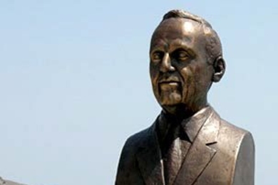 Bust of the late MIT professor and former director of the Laboratory for Computer Science Michael Dertouzos. Inscription reads "Michael L. Dertouzos, 1936-2001, Pioneer of Informatics in Service to Humanity."