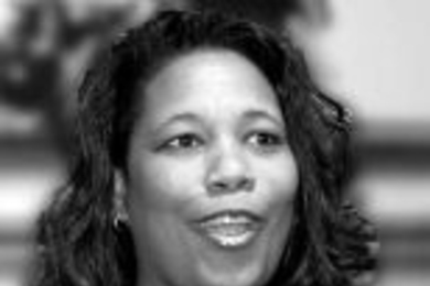 Alumna Chiquita White, president of the Black Alumni Association at MIT, speaks at the Oct. 8-11, 2004 conference at the MIT Museum celebrating the organization's 25th anniversary.