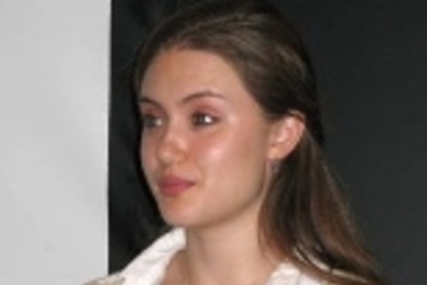 MIT junior Elizabeth Ricker reports on the feasibility of establishing a biodiesel conversion facility on campus during final presentations held Feb. 2 for the four-week IAP course 'Energy and Climate in Cambridge.'