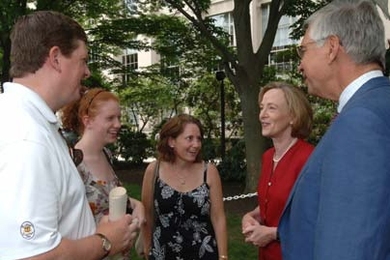 Freshman Emily Prentice, mom Diane and dad (far left) Bill, from Vienna, Va. greet President Susan Hockfield and husband Dr. Thomas Byrne in receiving line after Convocation Sunday, Aug. 26 on Killian Court. <a onclick="MM_openBrWindow('convoc-1-enlarged.html','','width=509, height=583')">
<span onmouseover="this.className='cursorChange';">Open image gallery</span>
</a>
<noscript> <a href="conv...
