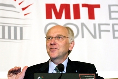 Lars G. Josefsson, President and CEO of the European energy group, Vattenfall, speaks at the 2009 MIT Energy Conference.