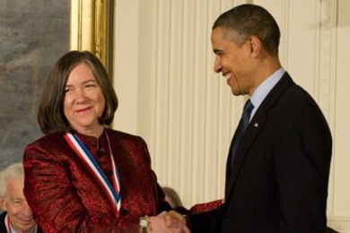 Susan Lindquist receives her National Medal of Science from President Barack Obama.