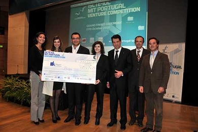 The Grand Finale Winner, Around Knowledge