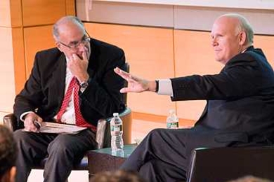 MIT Entrepreneurship Center Senior Lecturer Howard Anderson, left, talks with General Motors Company Chairman and CEO Dan Akerson.