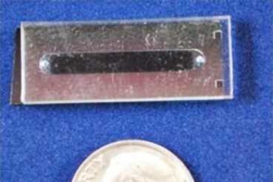 This tiny microfluidic device can separate cancer cells from normal blood cells