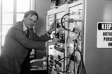 John Waugh in his laboratory in 1984.
