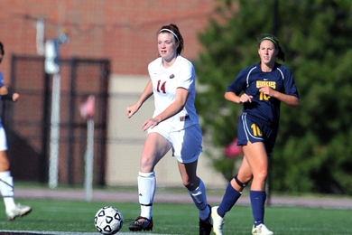 Sophomore Kaitlyn Nealon