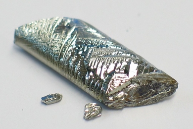 An image of an ultra pure tellurium crystal.