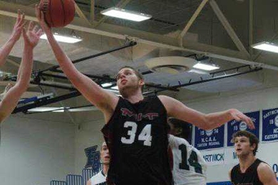 Senior Center Noel Hollingsworth