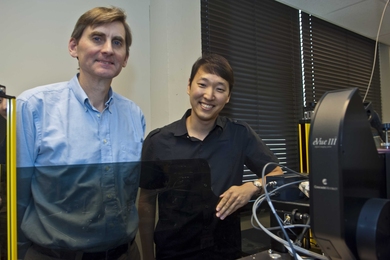 Professor Jesús del Alamo (left) and graduate student Donghyun Jin.
