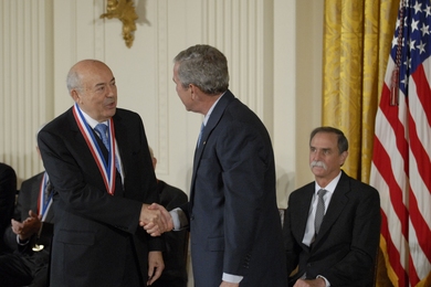 Andrew Viterbi receiving the National Medal of Science from President George W. Bush